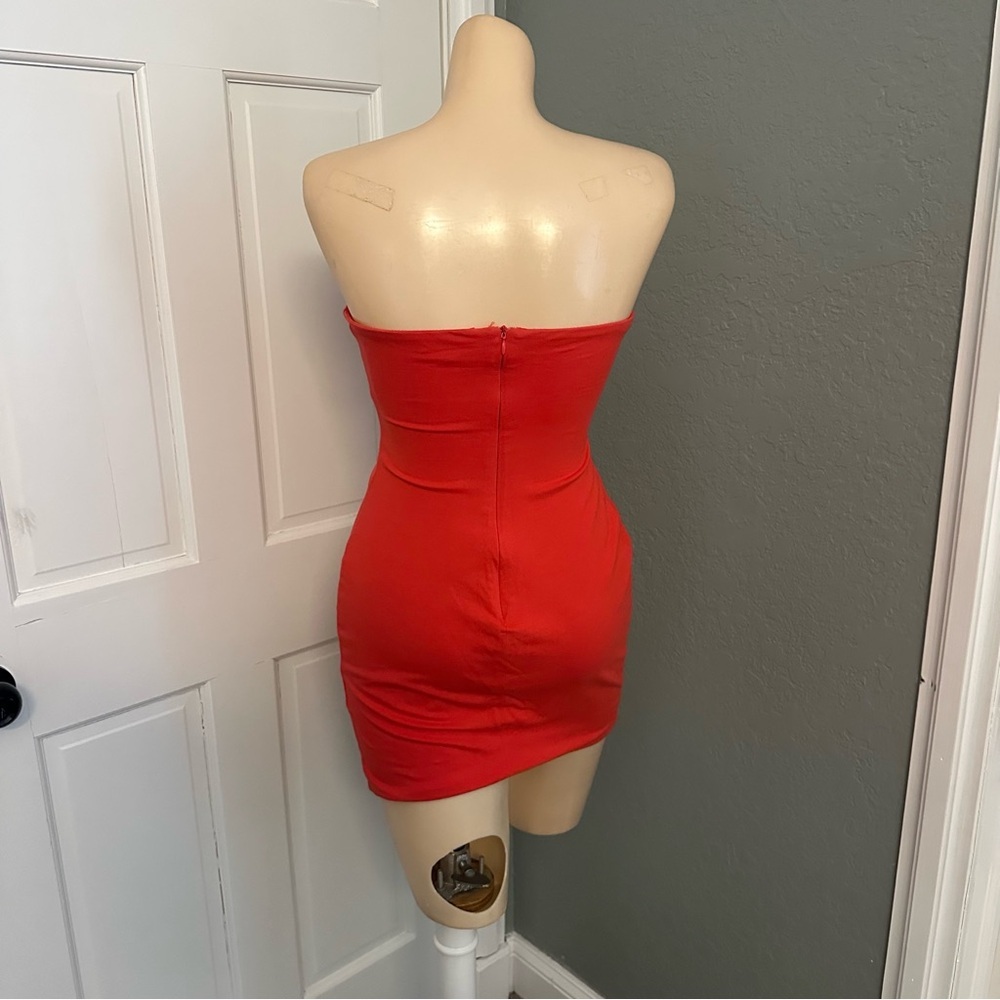 BY THE WAY REVOLVE STRAPLESS MINI DRESS - Picture 7 of 9